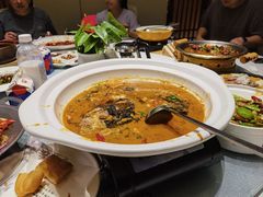 -香山湖渔家大院