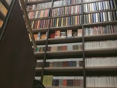 -钟书阁(群光广场店)