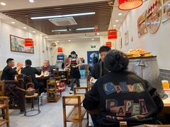 -地锅公社·现炒地锅鸡·地锅鱼·夜宵(罗锦路店)