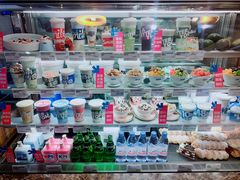 零售区-Blueglass酸奶(华贸购物中心店)