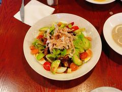 牛油果鸡丝沙拉-斯比特花园西餐厅(东方商厦店)
