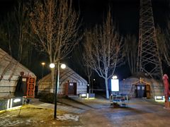 -九十九顶毡房(阜石路店)