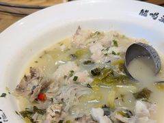 -严记小天府酸菜鱼(西四路店)
