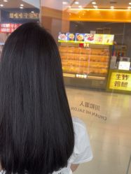 -川和潮人