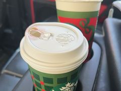 -星巴克(上海长宁来福士1F店)