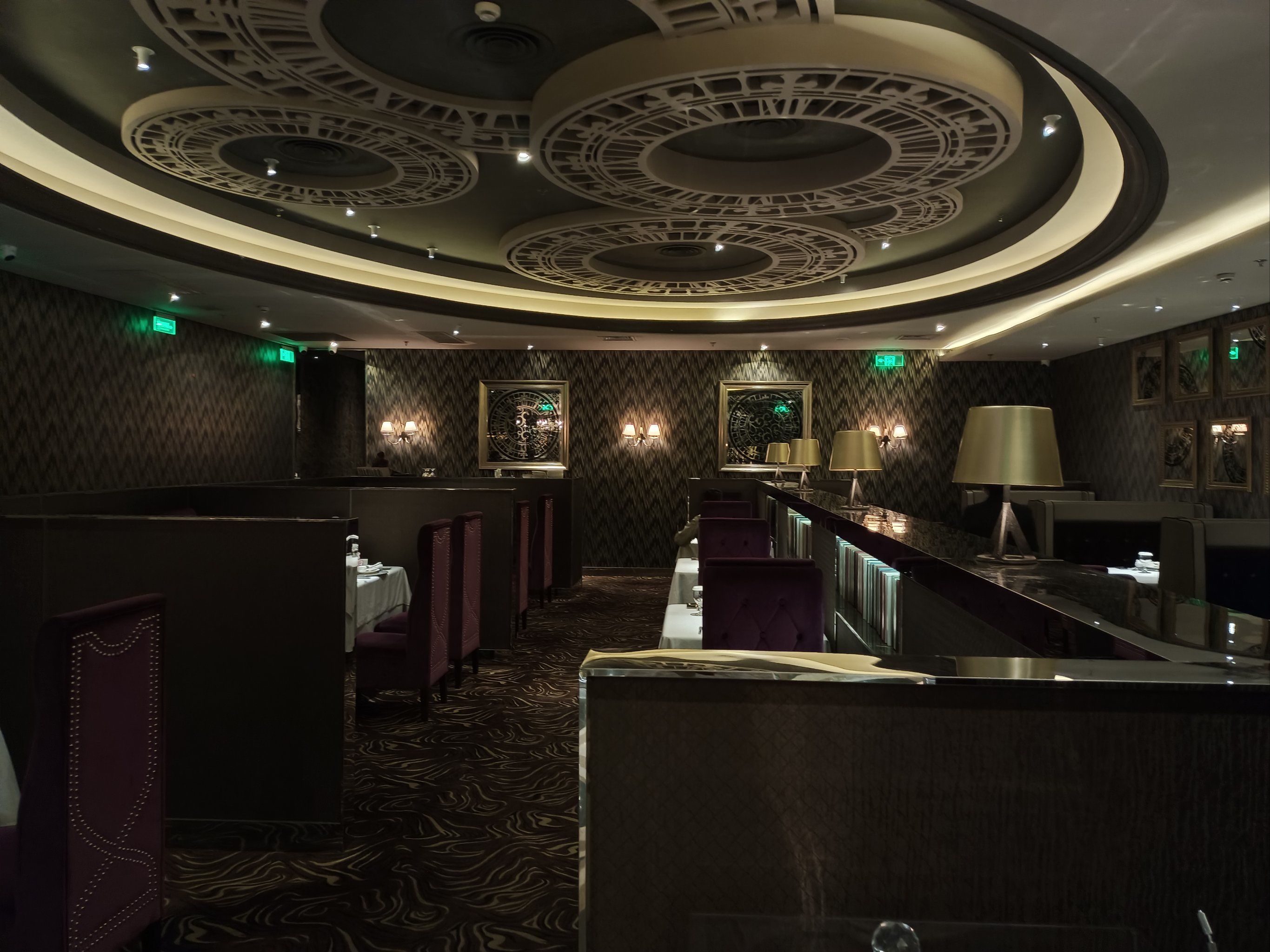 世纪之初的西餐厅