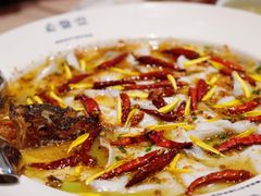 -渔语鱼酸菜鱼新川菜(来福士店)