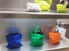 -三宅一生 (阪急梅田本店)