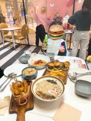 -奈尔宝·儿童乐园·亲子餐厅(华采天地店)