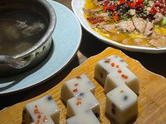 -魁盛居百年鲁菜馆(县西巷店)