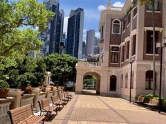 -香港大学