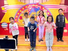 -蓝话筒·少儿成人演讲口才·主持朗诵·戏剧表演(大华第一坊店)