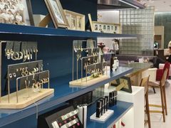 -海马体照相馆(环贸iapm大师爱情店)