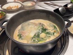 -汤宴·参须肚包鸡(南京路店)