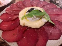 风干牛肉黑松露温泉蛋土豆泥-Apollo·西班牙小酒馆(安福路店)