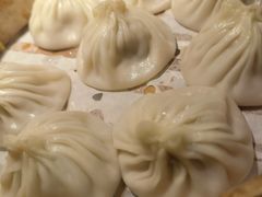 -馋三尺蟹粉小笼(人民广场店)