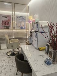 -丝域养发馆