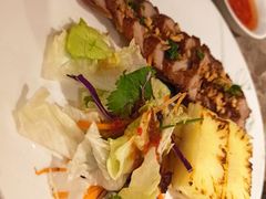 西贡炭烧烤猪颈肉配菠萝-美奈小馆·东南亚菜(福田星河COCO Park店)