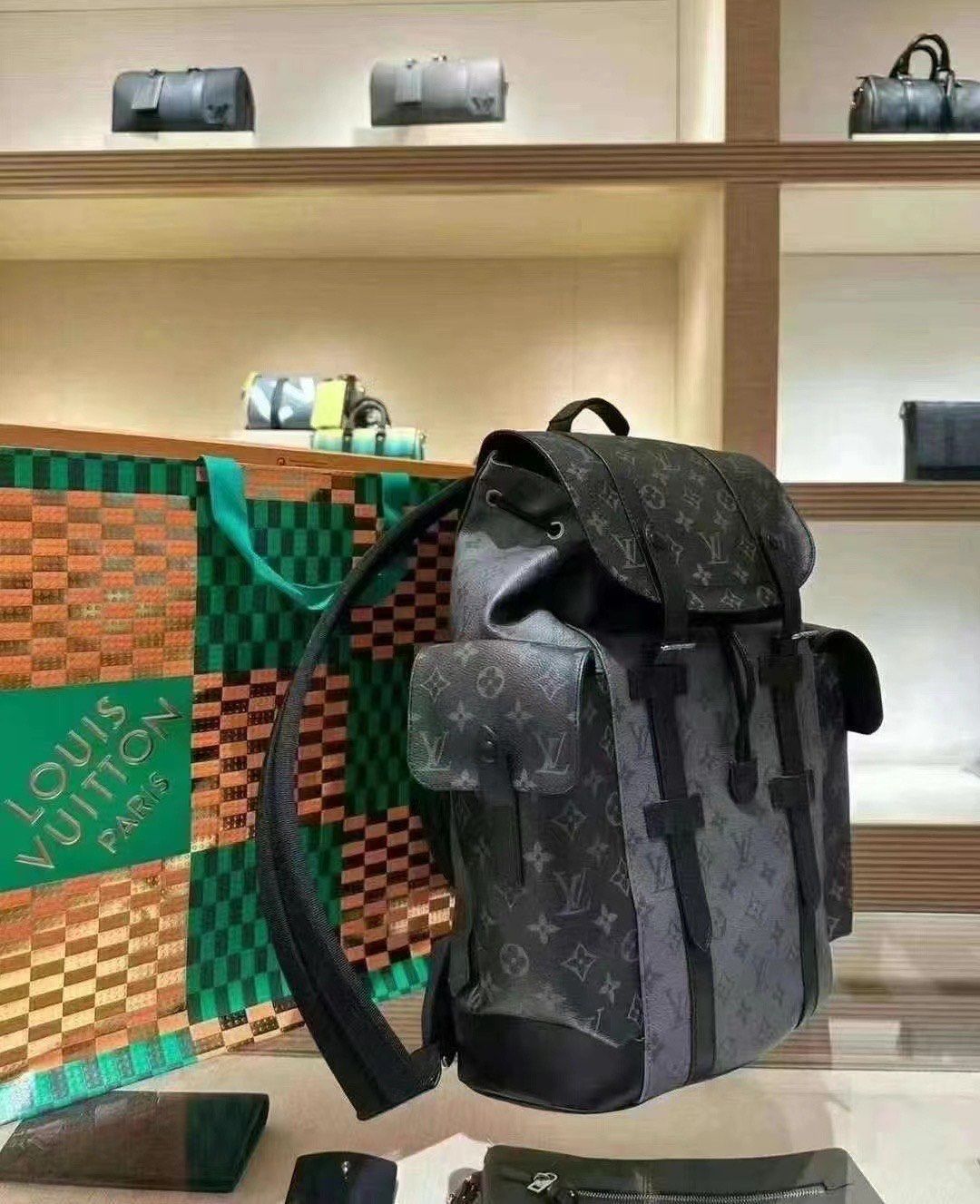 lv christopher黑武士双肩