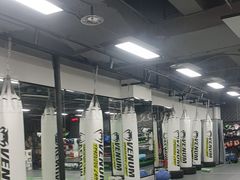 -拳力汇散打搏击泰拳俱乐部(绿地缤纷城店)