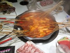 -佰人王串串香火锅(洋珠巷店)