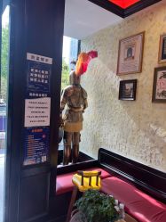 -东方先生国潮男士理发馆