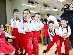 -小荧星艺校(浦东中环分校)