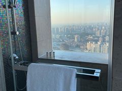 -上海龙之梦万丽酒店