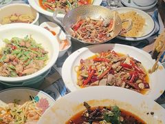 -川流不息·地道川菜·小龙虾(新松江路店)
