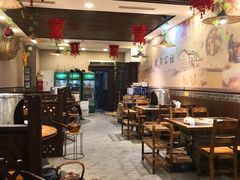 大堂-地锅公社·现炒地锅鸡·地锅鱼·夜宵(罗锦路店)