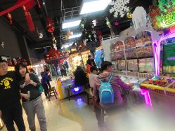 -嗨翻Hi-Fun竞技主题乐园·蹦床团建生日聚会(五棵松华熙店)