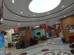 -雅悦齿科(顾村公园店)