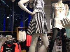 iphone_upload_pic-H&M(鹏欣水游城店)