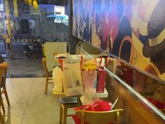 -尊宝比萨(华景新城店)