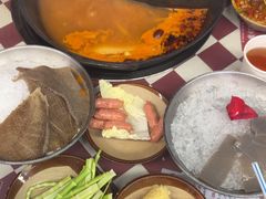 -赵美丽·重庆社区火锅·直营店(火车东站·中豪国际店)