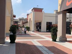 -佛罗伦萨小镇广佛名品奥特莱斯(疏港路店)