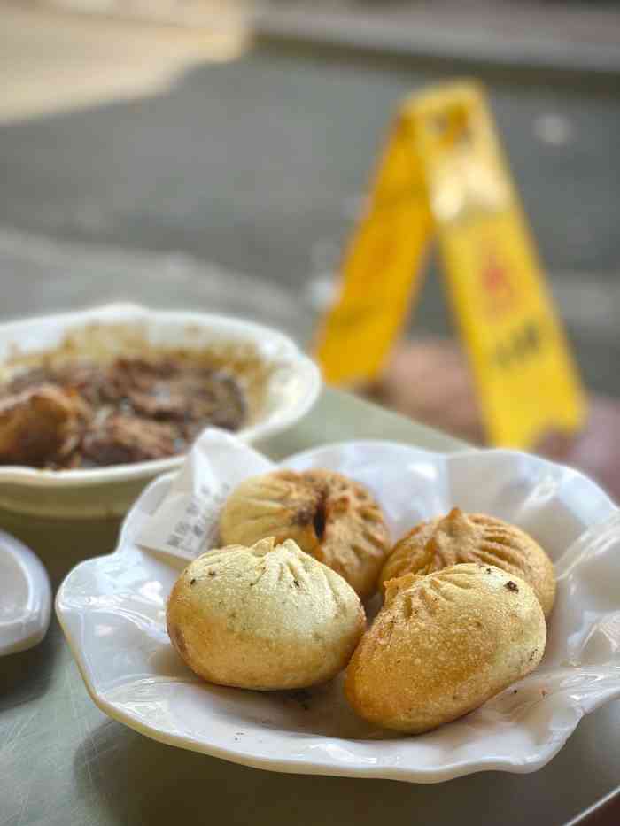 利德顺小老饭庄(西马路总店)-"三十我们又来了,一共点了四热一凉,腱子
