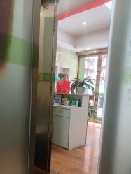 -苗医生专业祛痘·皮肤管理