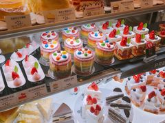 -巴黎贝甜(大宁国际商业广场店)