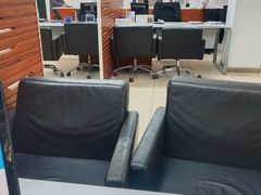 -上海宝信宝马4S店