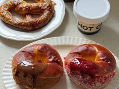 -HOT CRUSH趁热集合·现烤面包(环球港店)