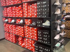 -NIKE上海青浦优选体验店