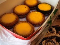 竹炭黑芝麻蛋塔-品泉茶室