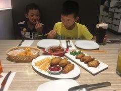 -必胜客(东莞地王店)