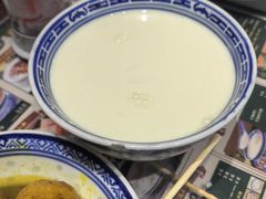 招牌姜撞奶任意配-广信牛奶甜品世家(台东店)