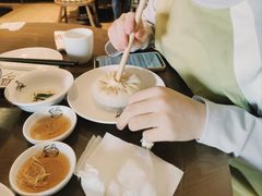蟹黄灌汤包-南翔馒头店(豫园店)