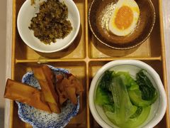 -康师傅私房牛肉面(马泉营奥莱店)