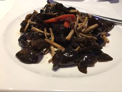 茶树菇烧木耳-赵记老铺(市府恒隆广场店)