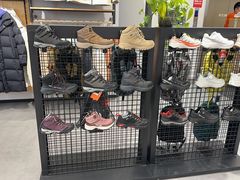 -五环Outlets(高新工厂店)