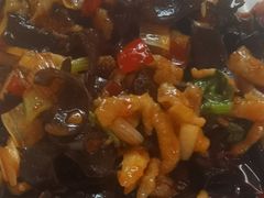 -雪野鱼头大王邢府公老店(雪野湖店)